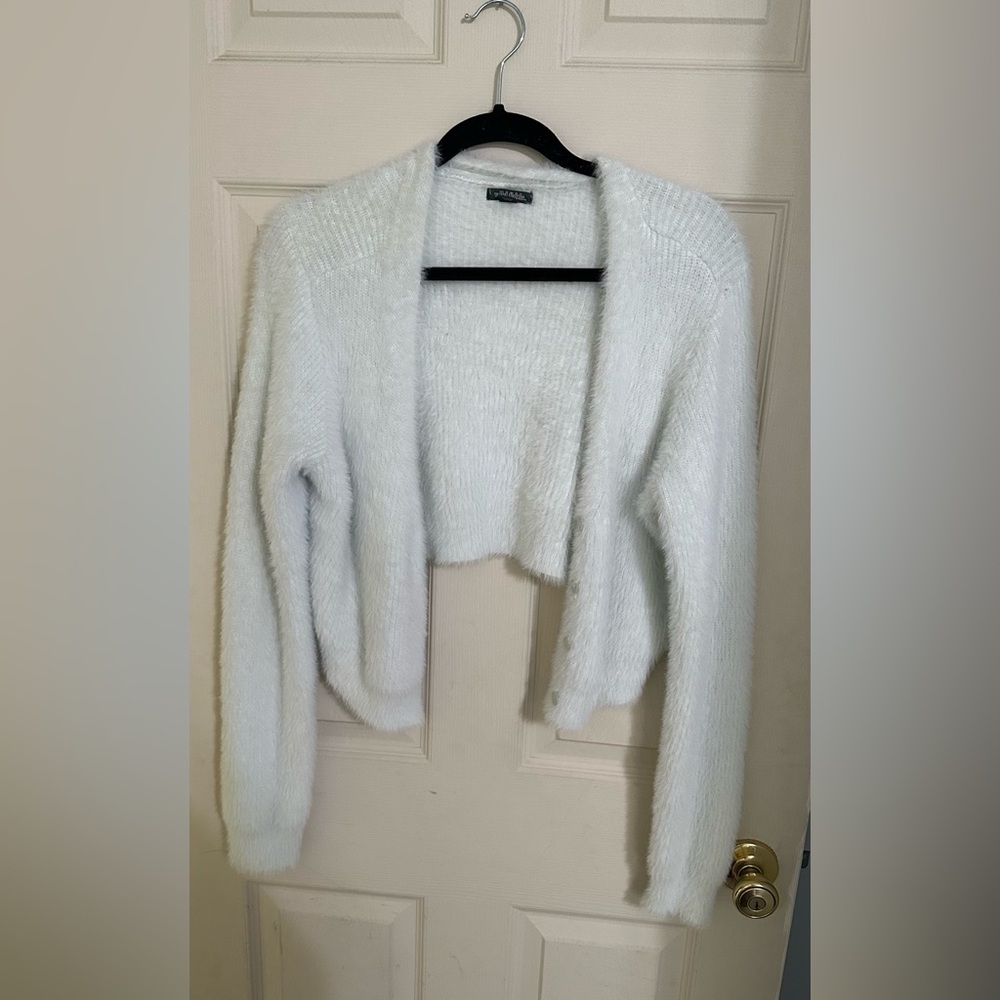 WILD FABLE FUZZY CROPPED CARDIGAN SIZE 1X